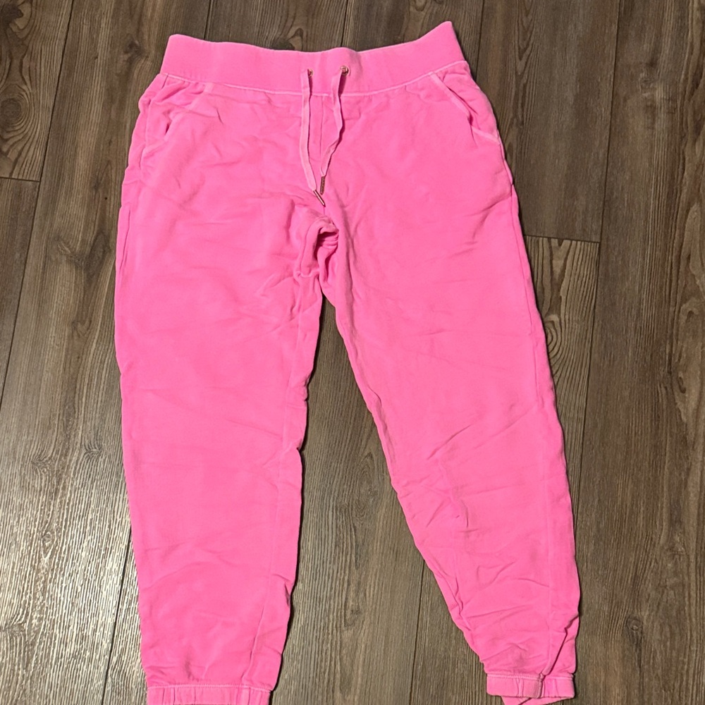 Lilly Pulitzer Pink Jogger Pants sz medium NWOT